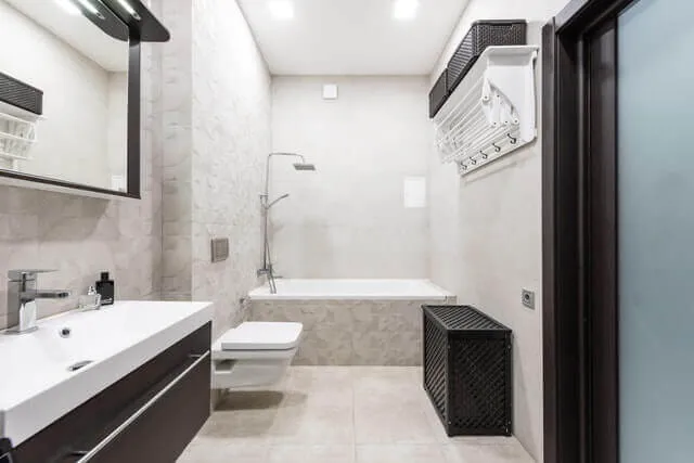 Siyah Beyaz Banyo Dekorasyonu